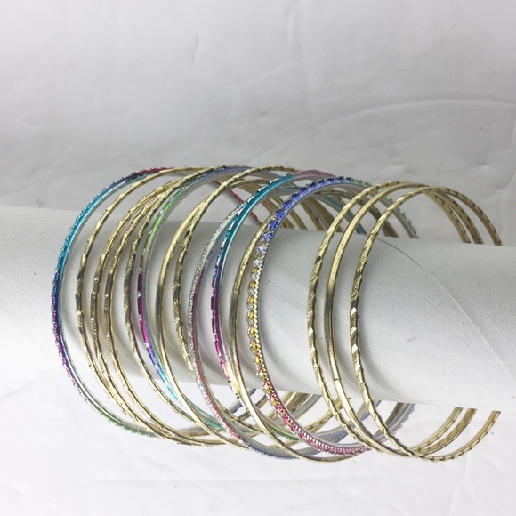 Assorted Lot Of 15 Gold Bongo Classic Bracelets - Picture 2 of 2